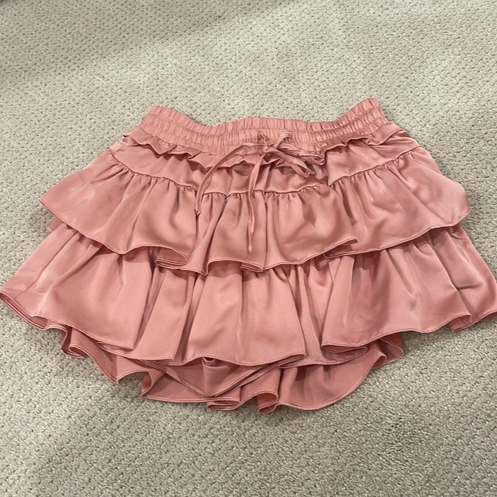 Day and moon skirt that is pale pink size medium!!!